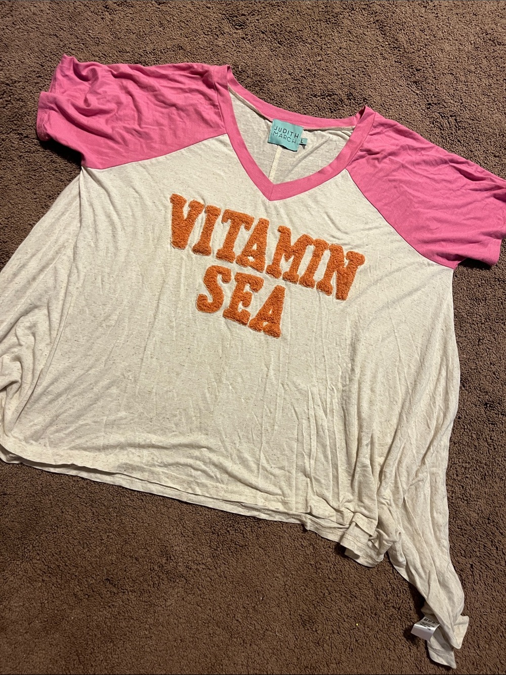 Judith March Pink-Sleeve 'Vitamin Sea' Cream Tee with Orange Chenille Logo